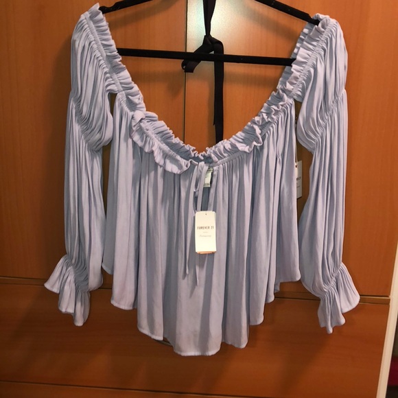 Off the Shoulder grey top - Picture 2 of 6